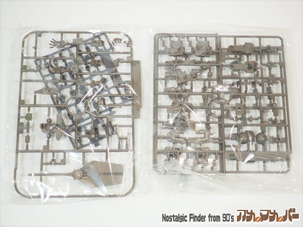 バンダイ 1/144 ニューガンダム ランナー04