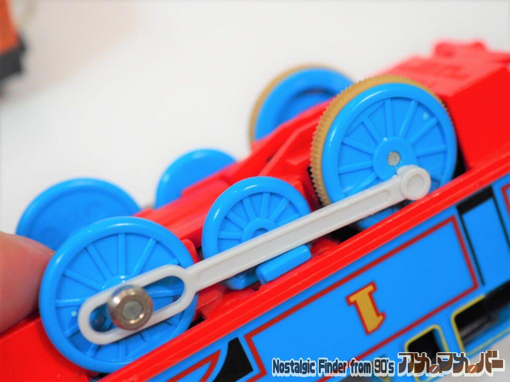 TS-01 トーマス 電池交換01