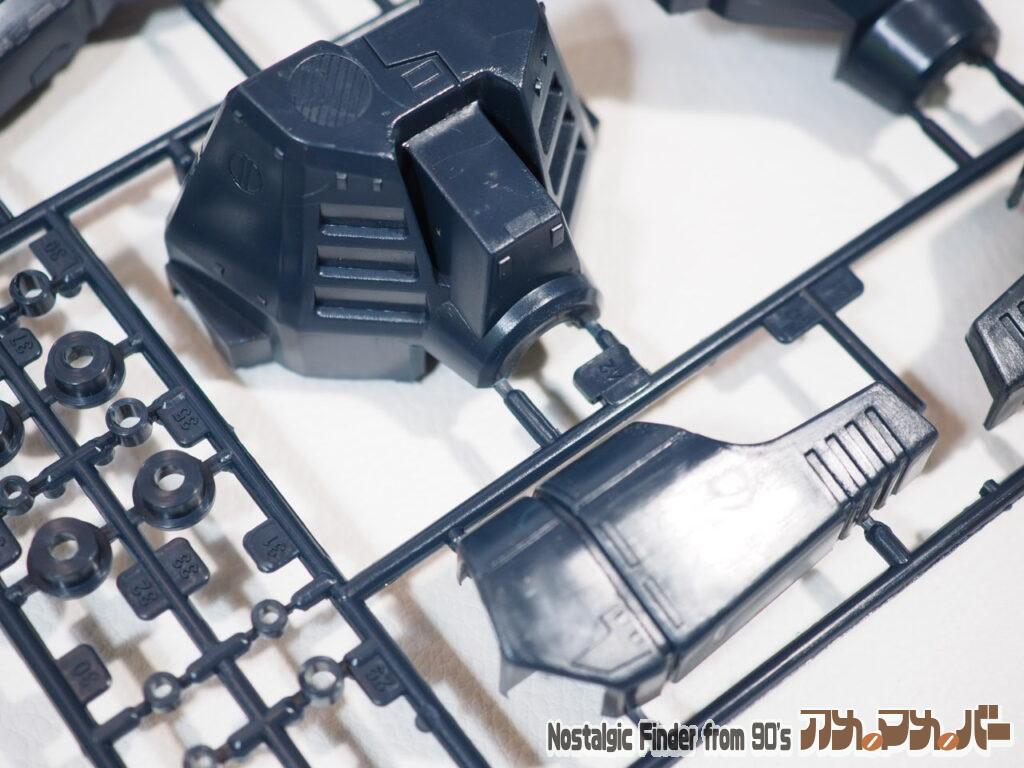 1/72 アーマード・バルキリー 比較18