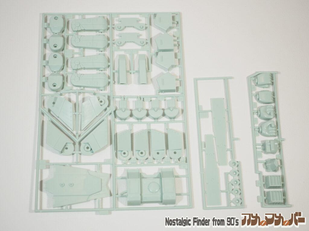 1/72 アーマード・バルキリー 比較13