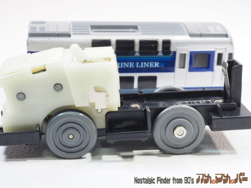 5000系 快速マリンライナー 電池交換03