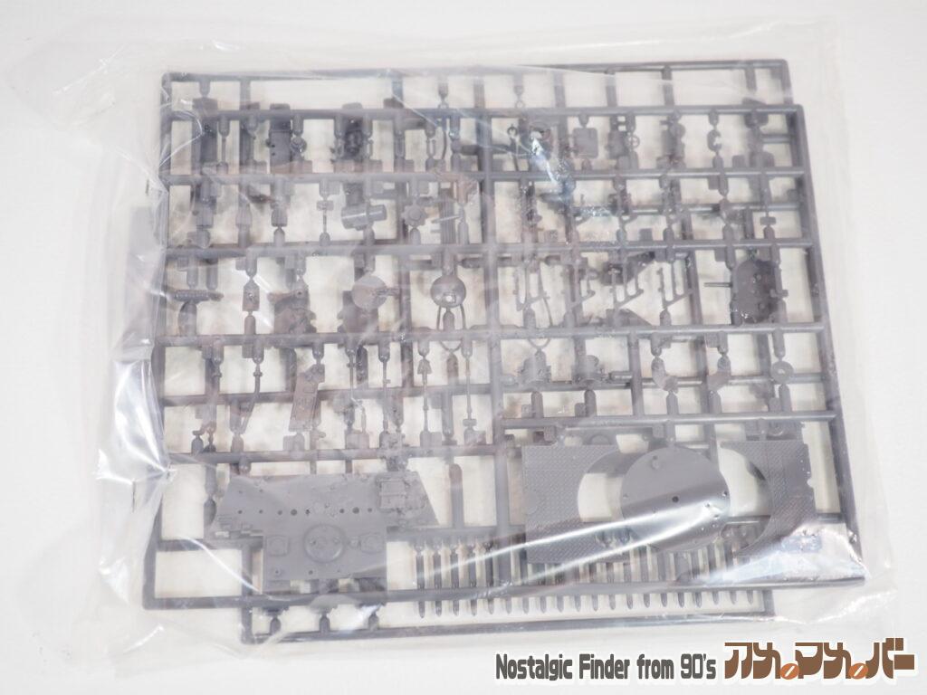 1/48 キングタイガー 6号重戦車 ランナー03