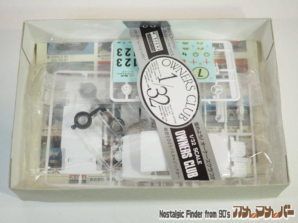 1/32 キャロル 箱 中身