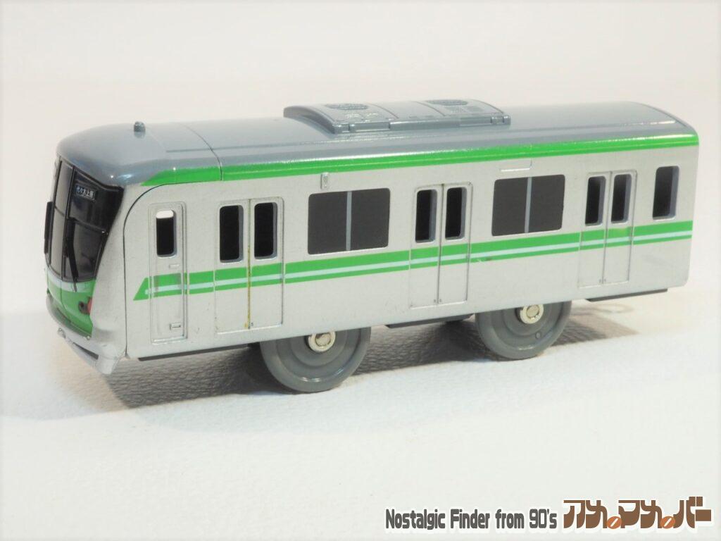 東京メトロ 千代田線 16000系 後続車01