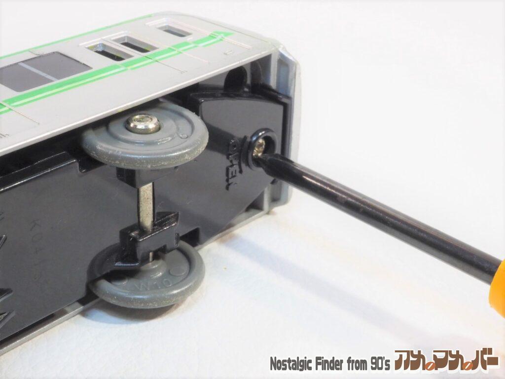 東京メトロ 千代田線 16000系 電池交換01