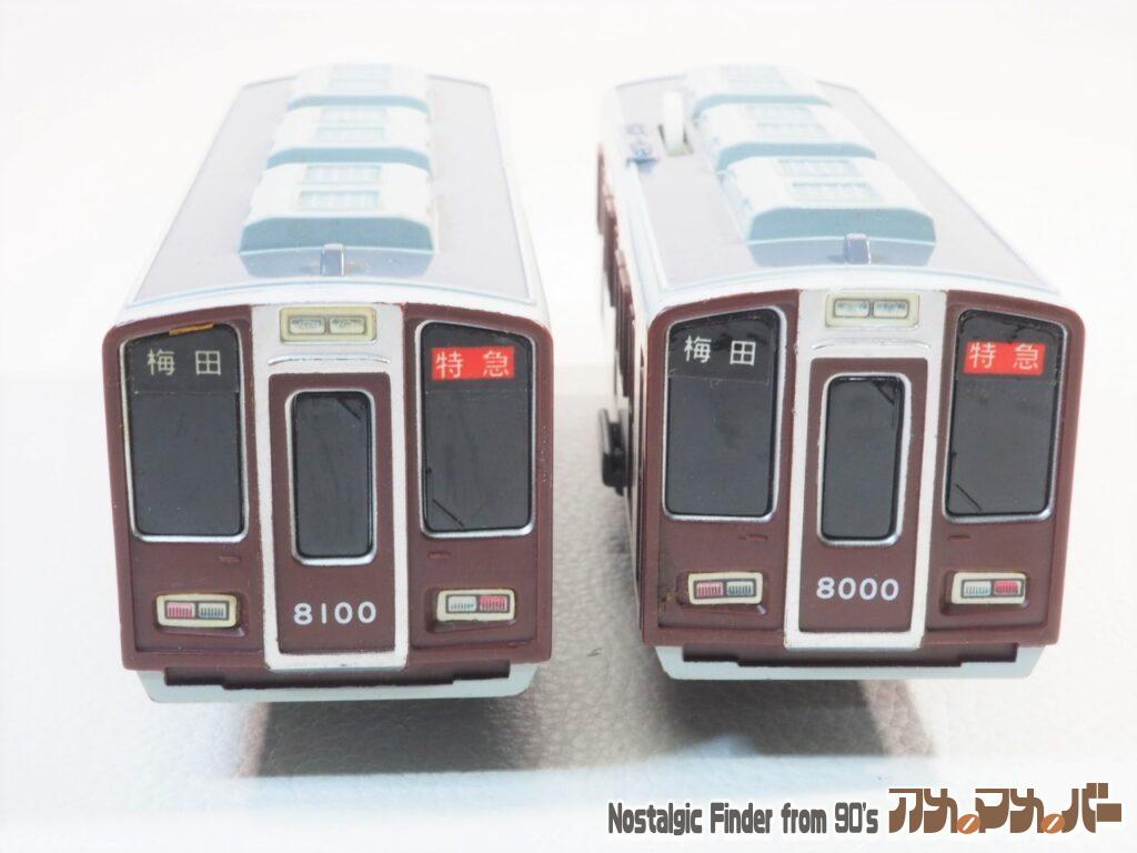 阪急電鉄 8000系 正面