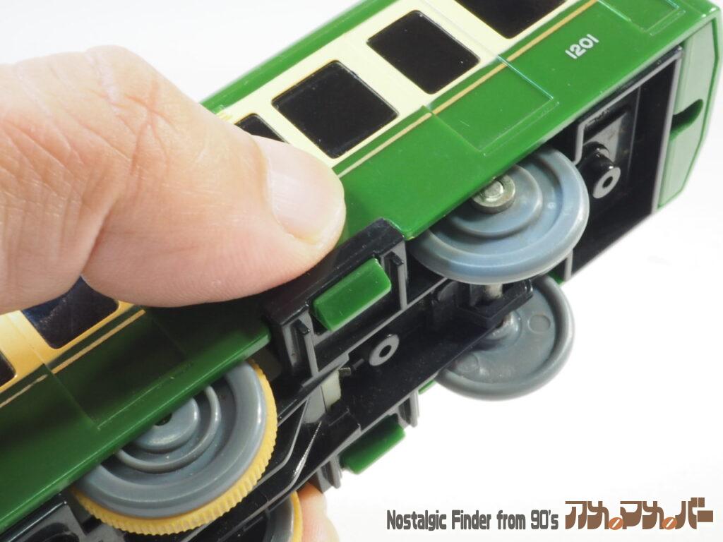 サウンド 江ノ電 1000形 電池交換01