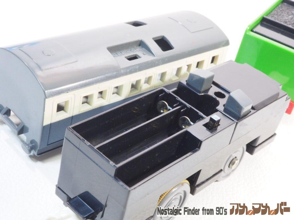 もっとおしゃべりヘンリー 音声車両電池交換02