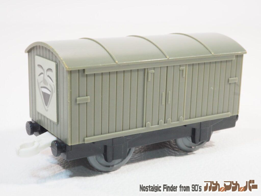 T-02 エドワード 後続車01