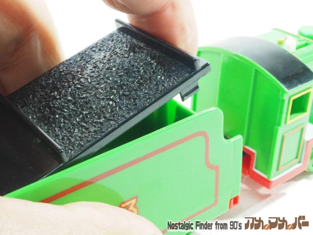 プラレール ヘンリー 電池交換02