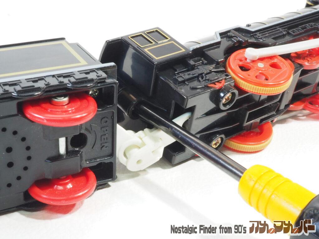 OT-04 おしゃべりヒロ 電池交換01