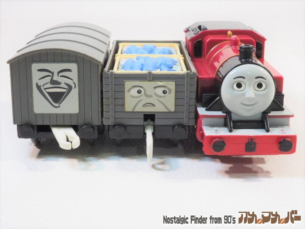 プラレール アーサー 正面