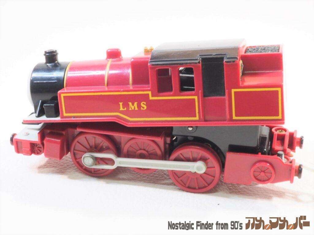 プラレール アーサー 電池交換03