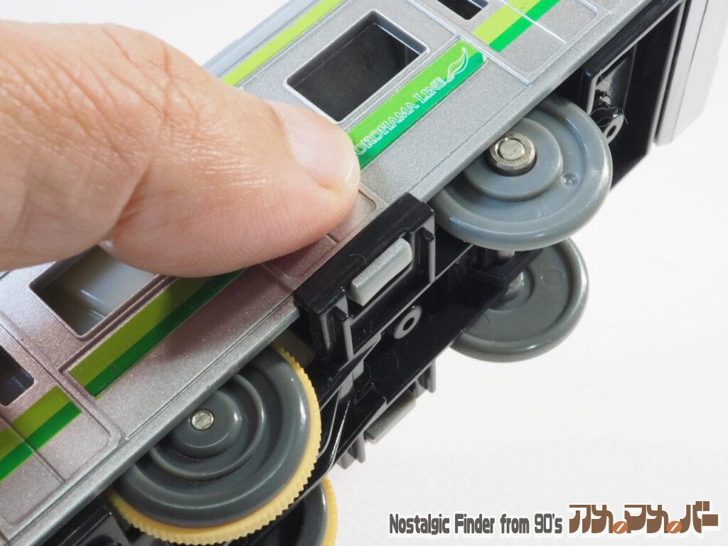 E233系 横浜線 電池交換01