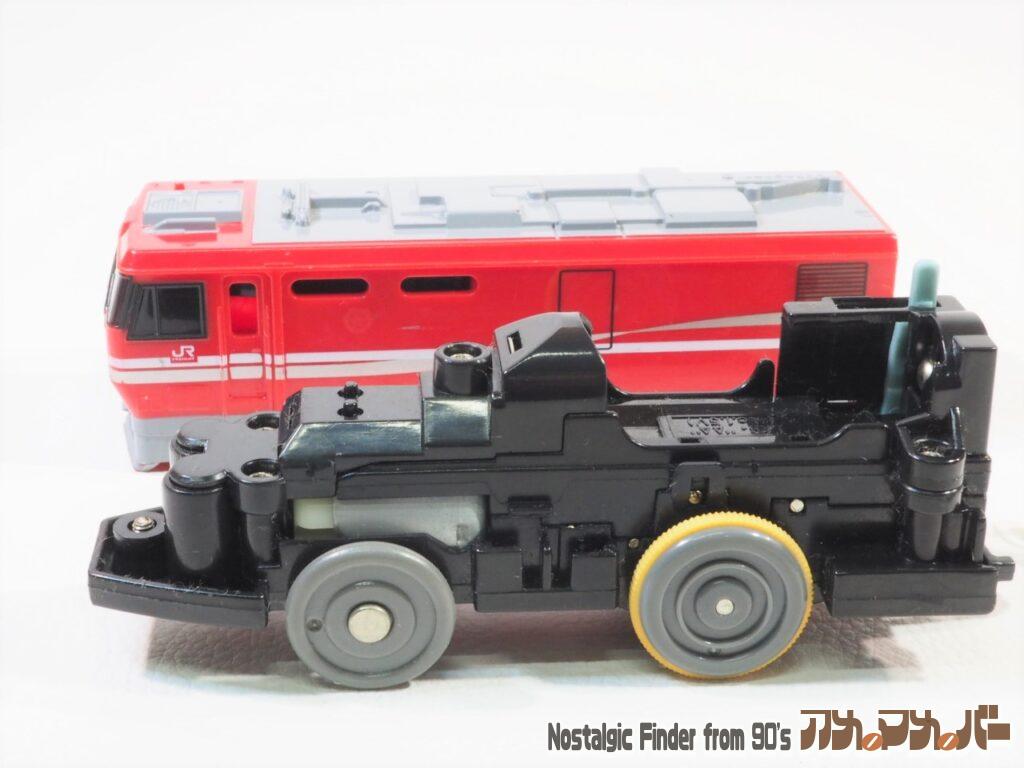 EH800 電気機関車 電池交換02