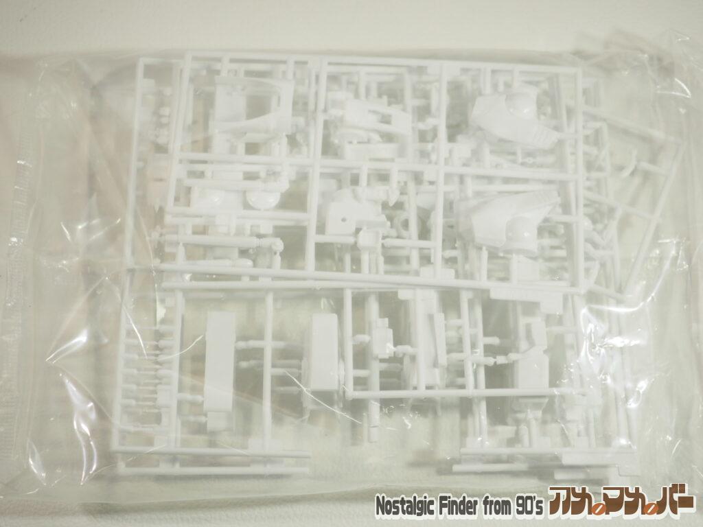 VF-1J/A "バーミリオン小隊" ランナー01