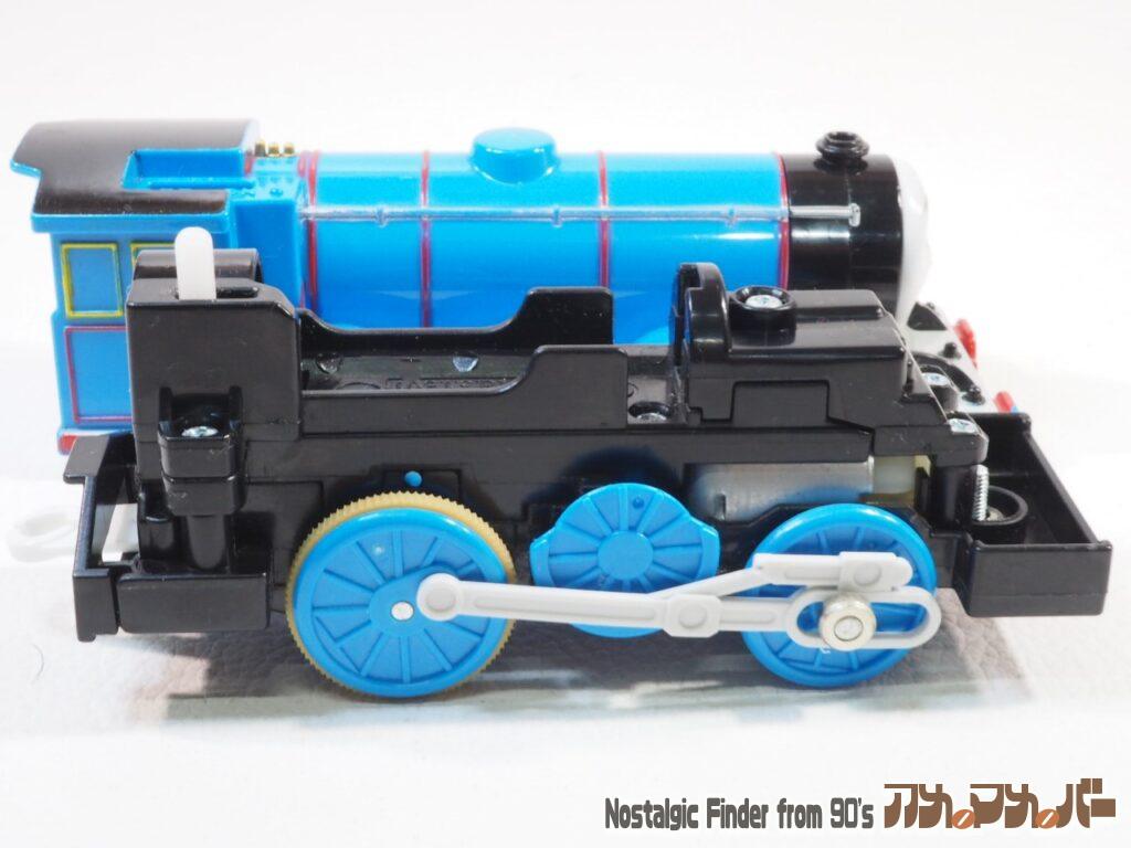 TS-04 ゴードン 電池交換02