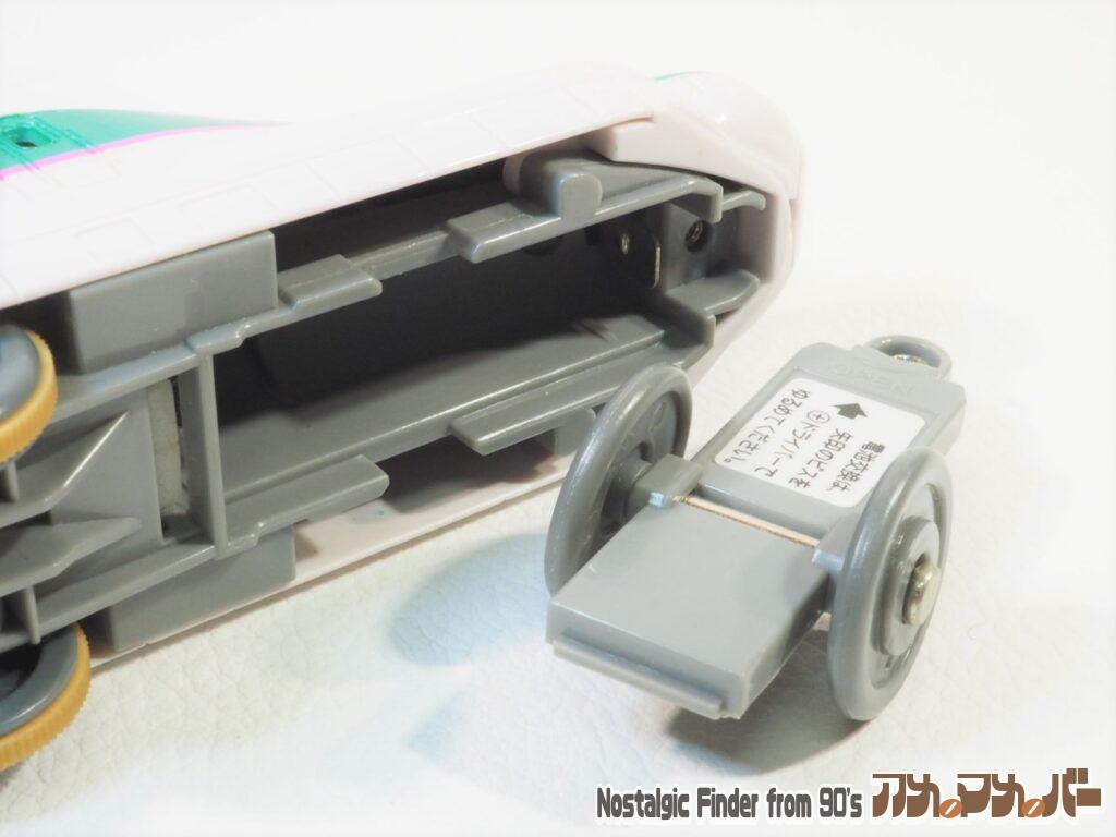 E5系 新幹線 はやぶさ 電池交換02