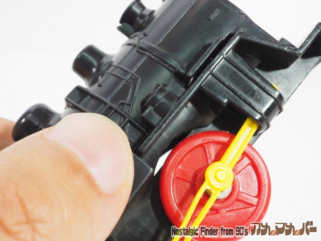 C12 蒸気機関車 旧型赤車輪 電池交換01