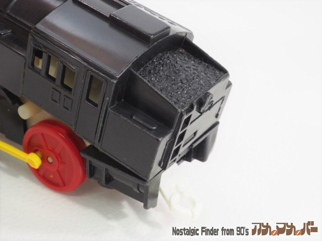 C12 蒸気機関車 旧型赤車輪 電池交換04