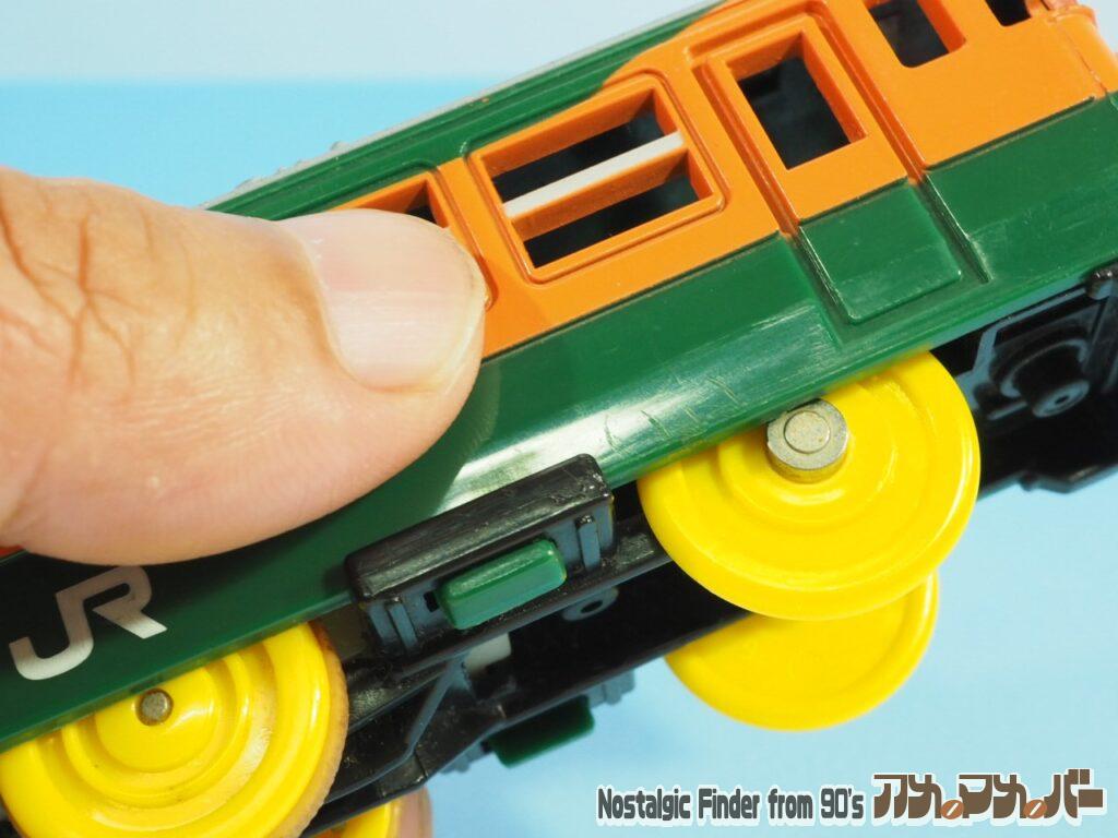 165系 東海型 急行電車 電池交換01