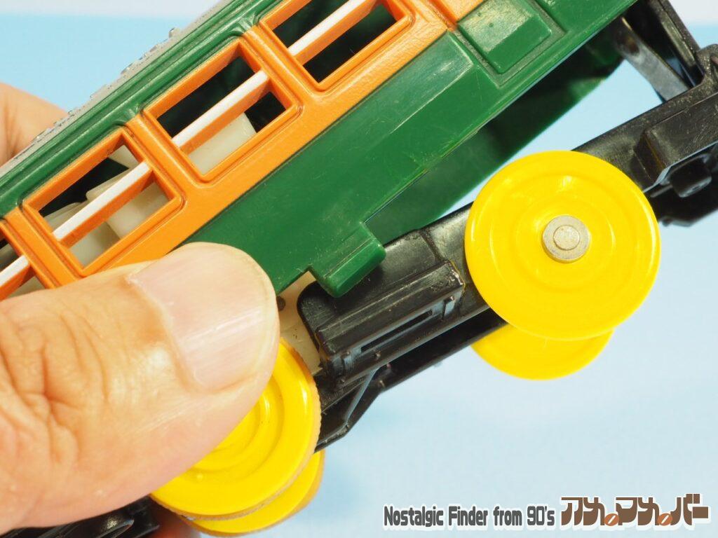 165系 東海型 急行電車 電池交換02