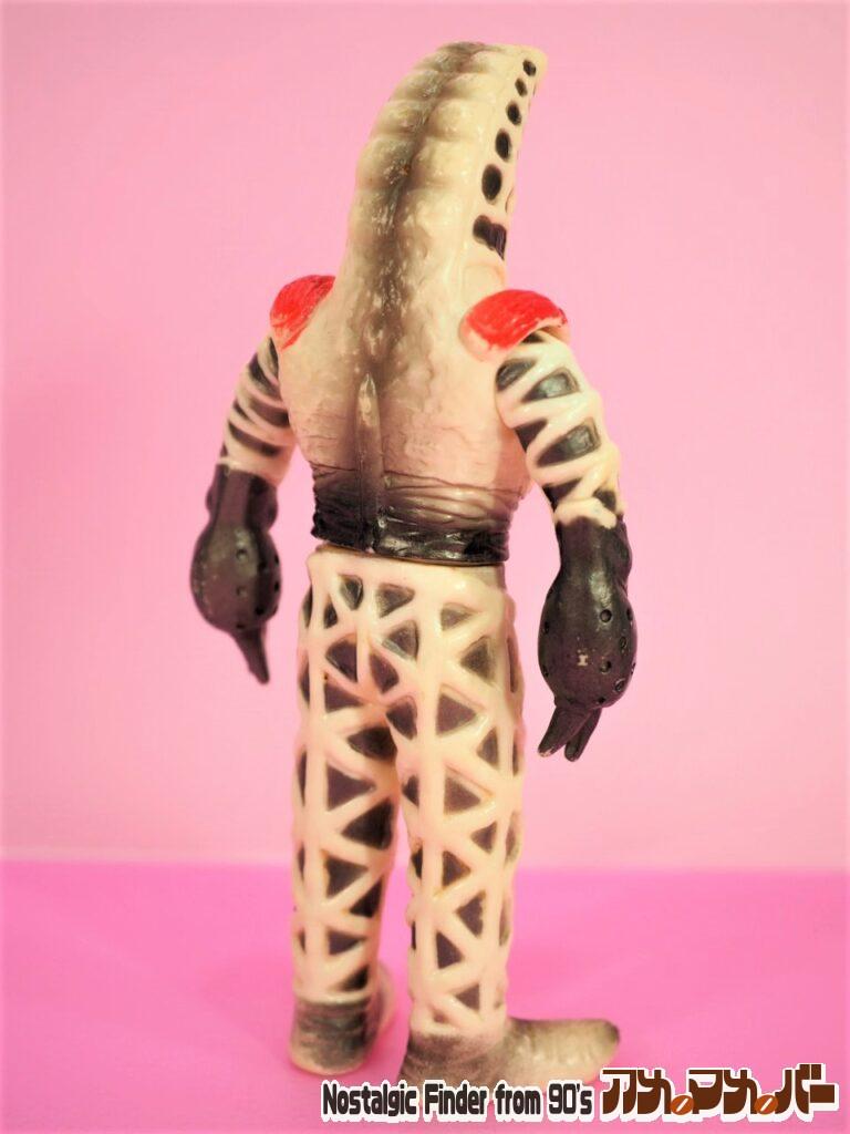 1983 ゴドラ星人 斜め後ろ02