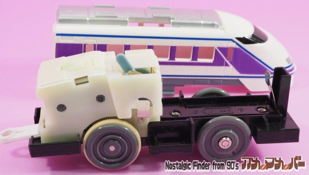 東武 100系 スペーシア(雅)電池交換03