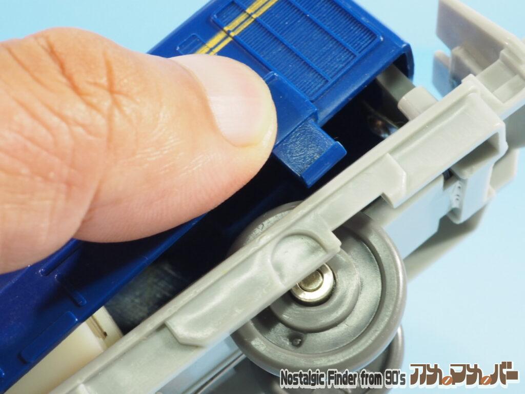 DD51 1068号機 北斗星 電池交換02