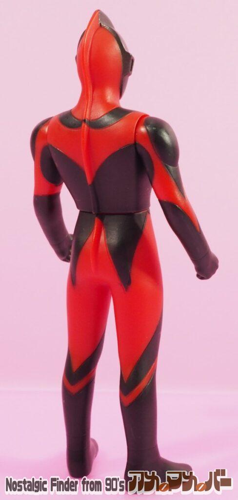 2013 ウルトラマンダーク 斜め後ろ02