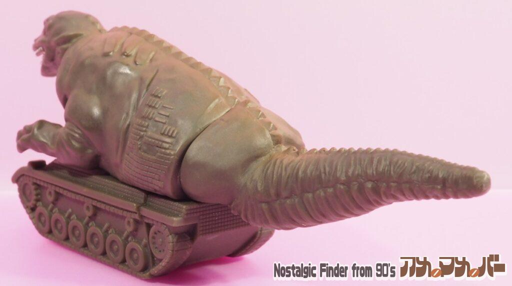 2014 恐竜戦車 斜め後ろ01