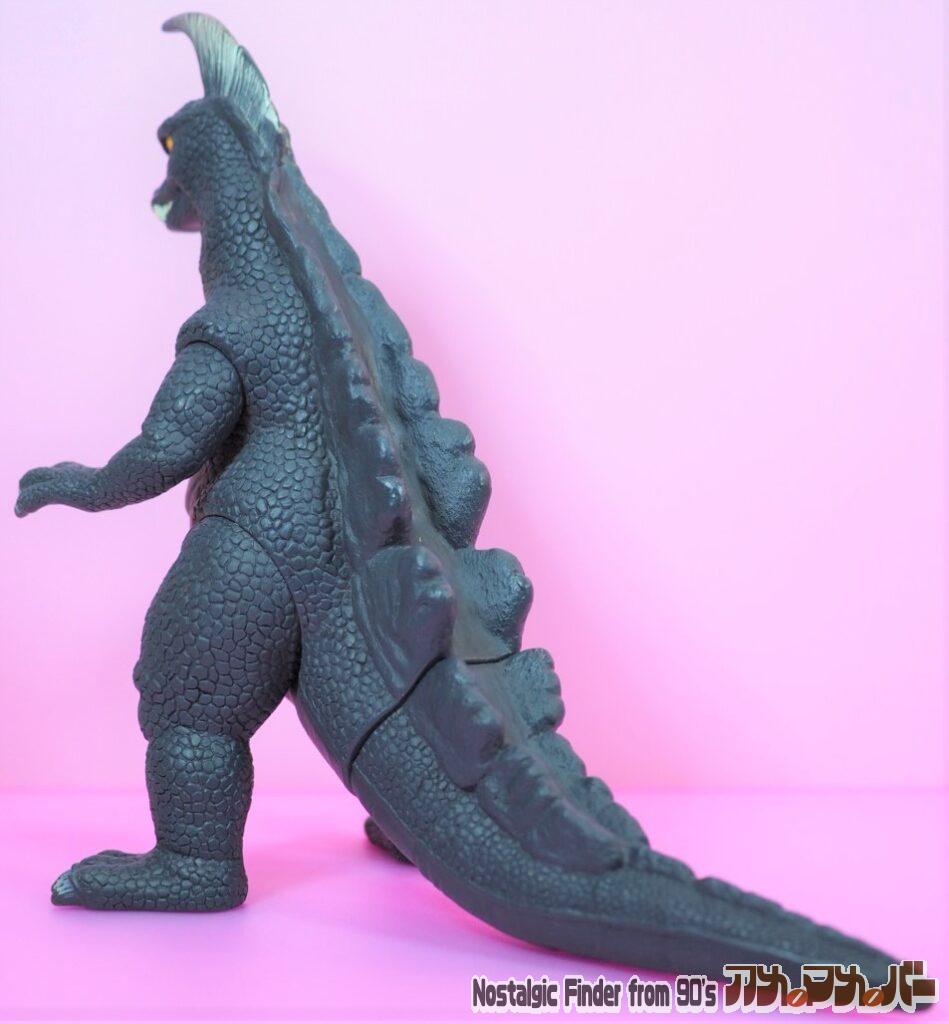 2012 アーストロン 斜め後ろ01