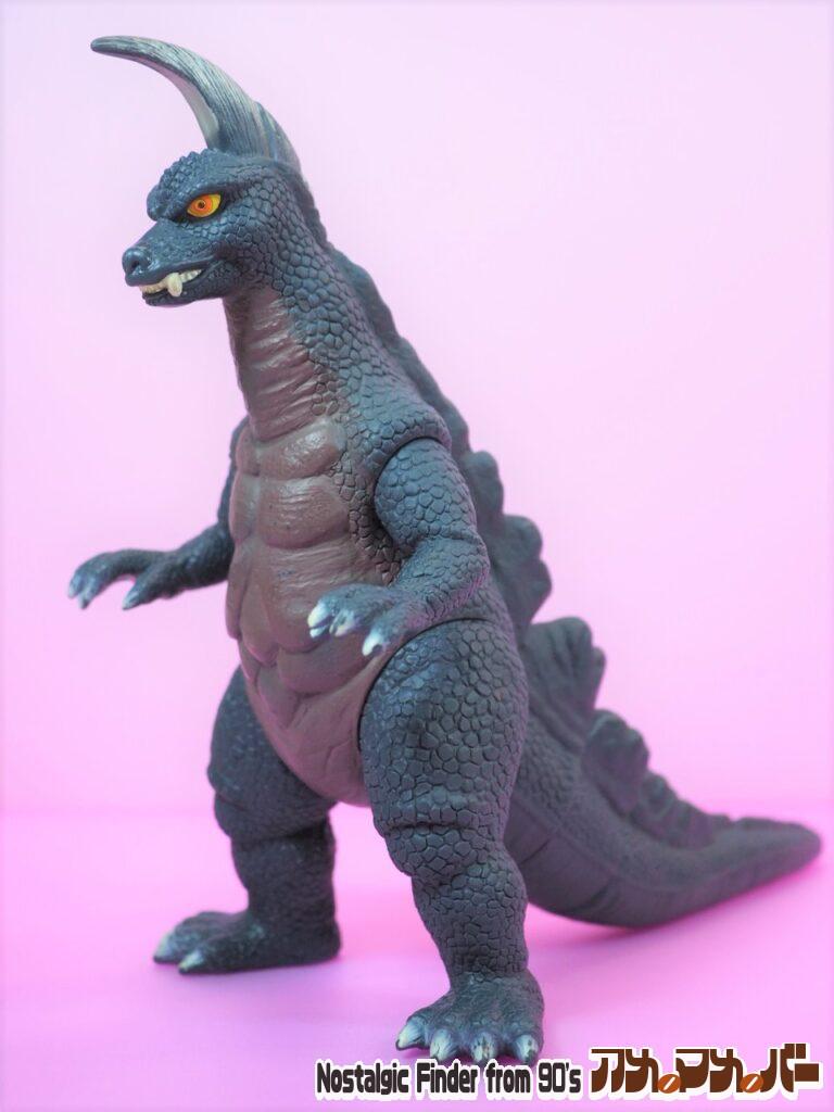 2012 アーストロン 斜め前02