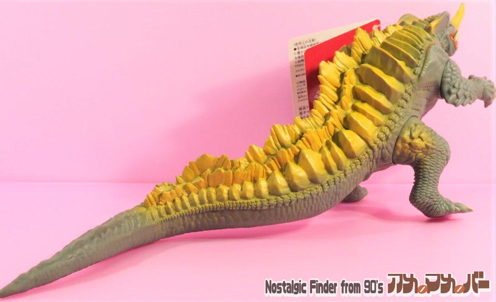バンダイ 2021 ネロンガ 斜め後ろ02