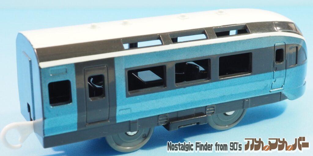 E261系 サフィール踊り子 後続車01