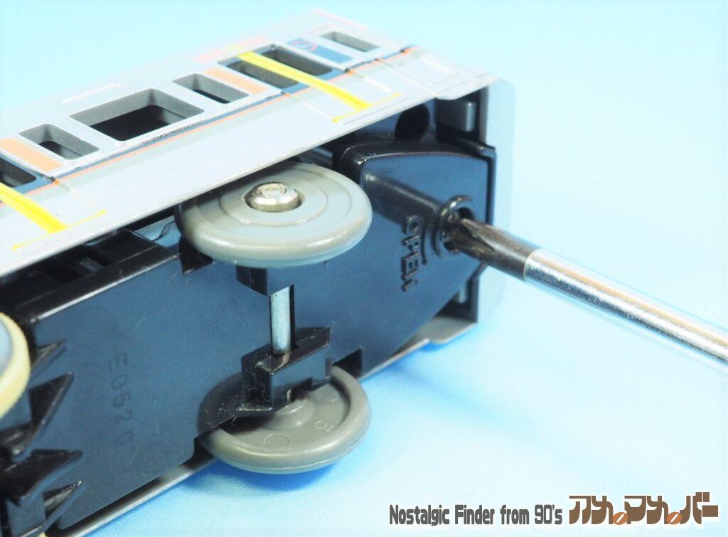 323系 大阪環状線 電池交換01