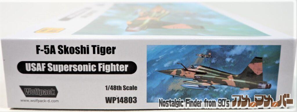 1/48 F-5A スコシ タイガー 箱 正面