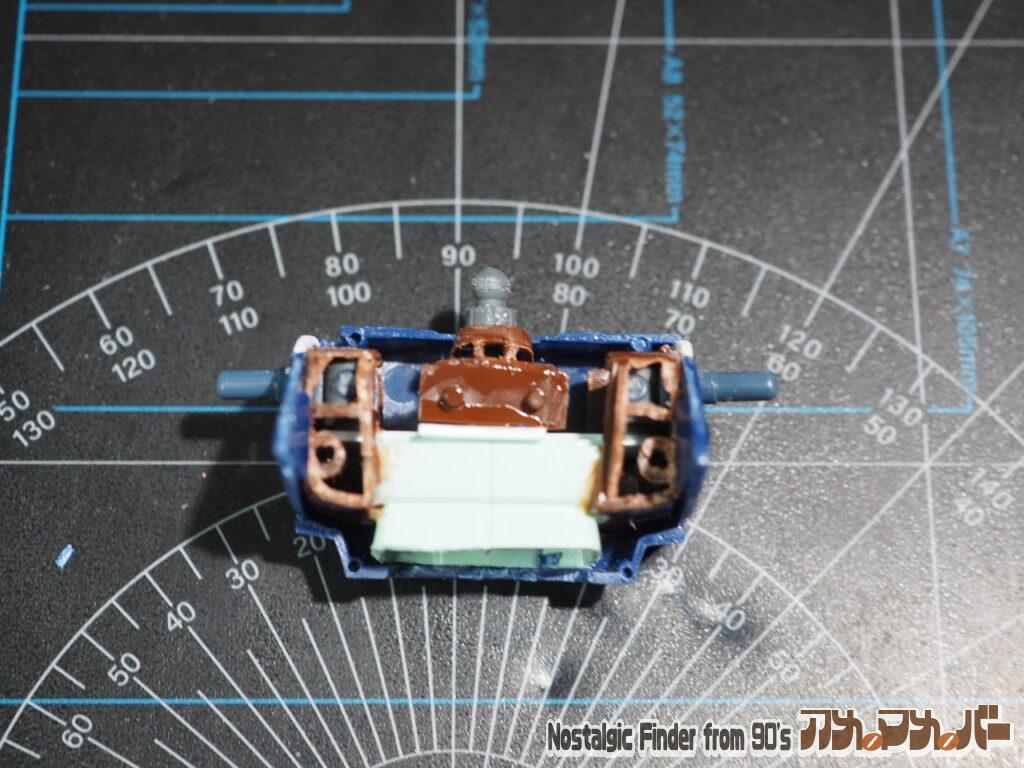 1/72 ソルティック コーチマspl 上半身加工07