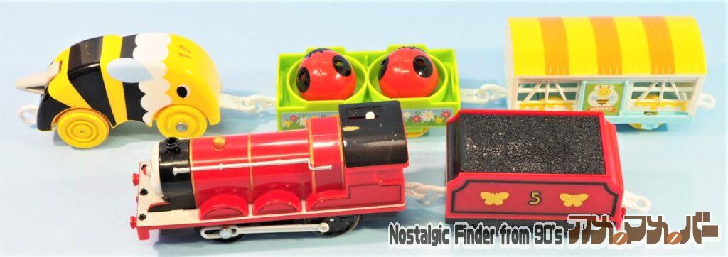 ジェームスとみつばちおいかけっこ貨車セット 上部