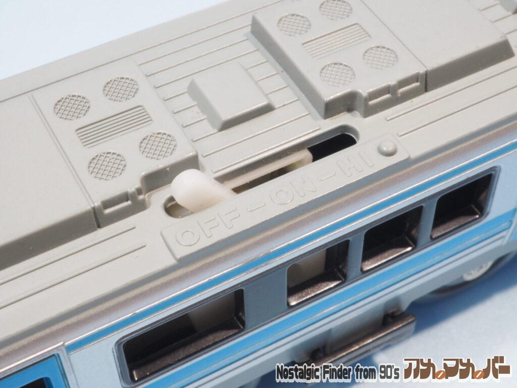 JR四国 2000系 南風 電池交換03