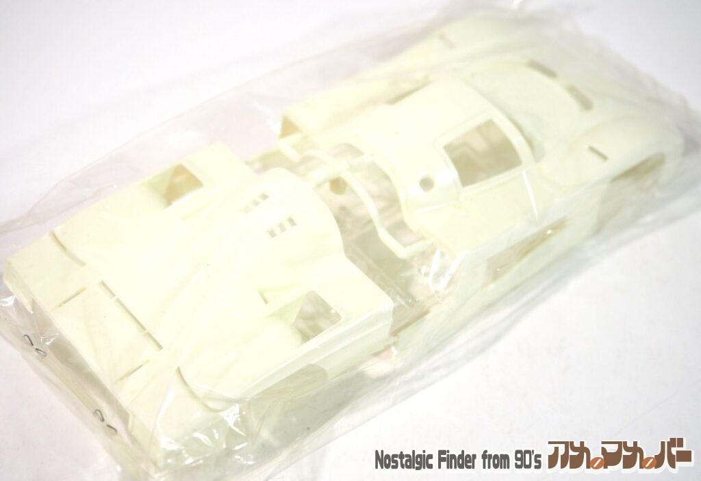 1/24 トヨタ・トムス 84C ボディ02