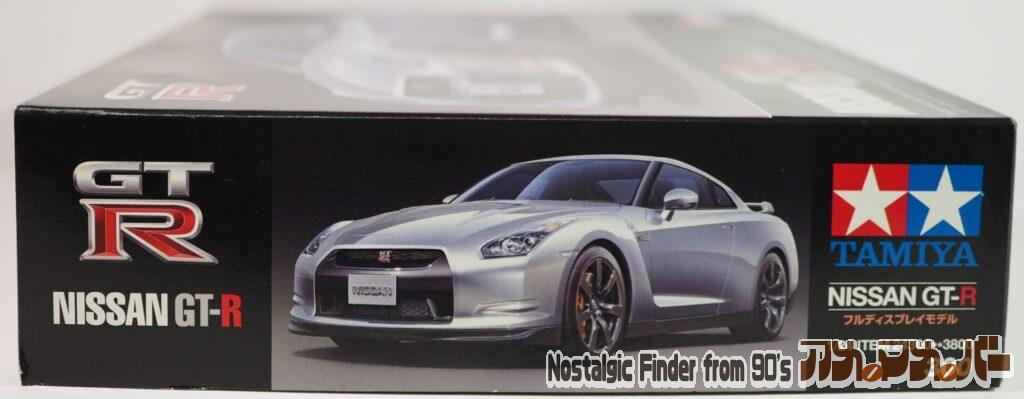 タミヤ 1/24 日産 GT-R(R-35)箱 正面