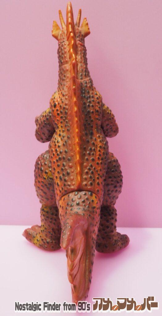 2002 チタノサウルス 背面