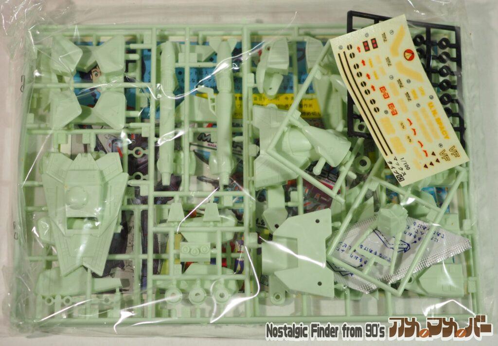 1/100 VF-1J バトロイド マックスタイプ 袋入りランナー