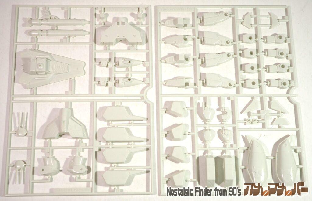 1/100 VF-1S スーパー・バトロイド ランナー01