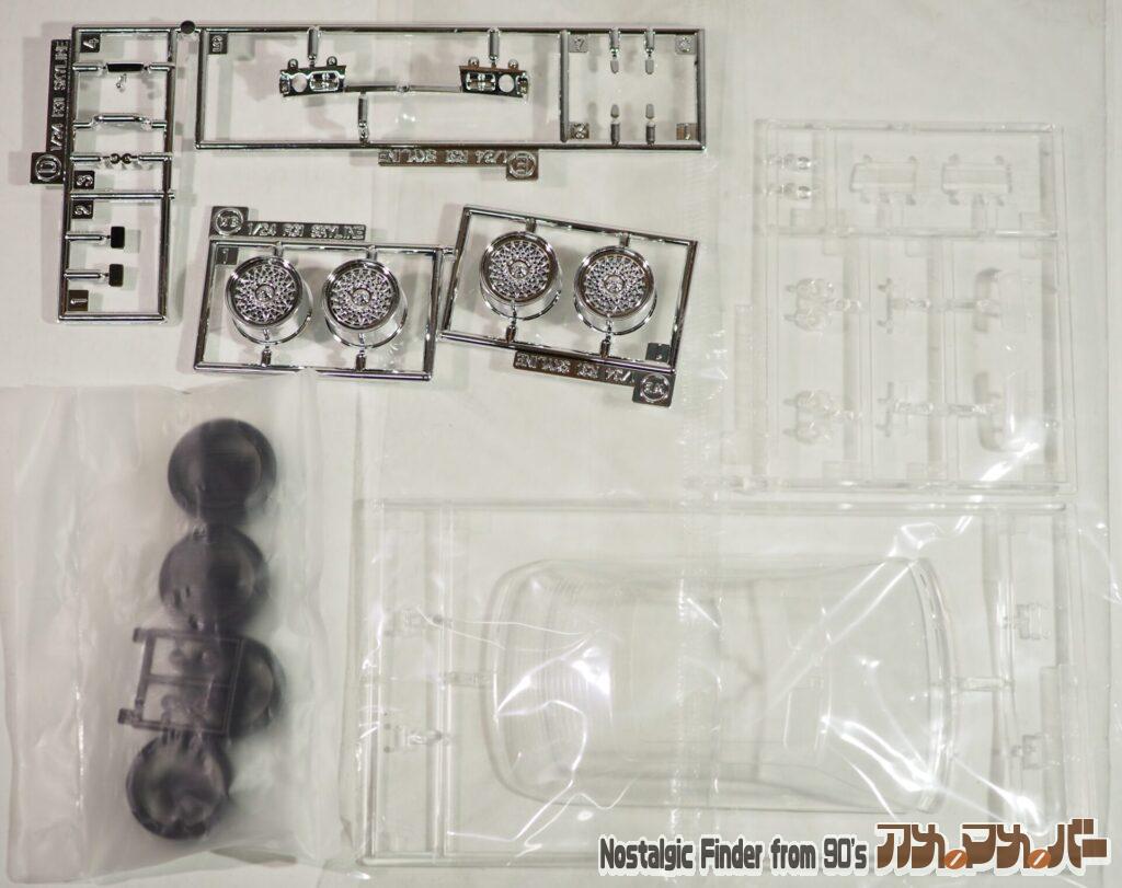 1/24 カルソニック スカイライン GTS-R（R31）ランナー03