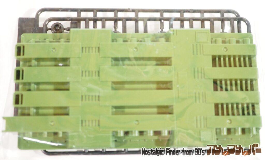 1/144 ガンダムトレーラー ランナー02