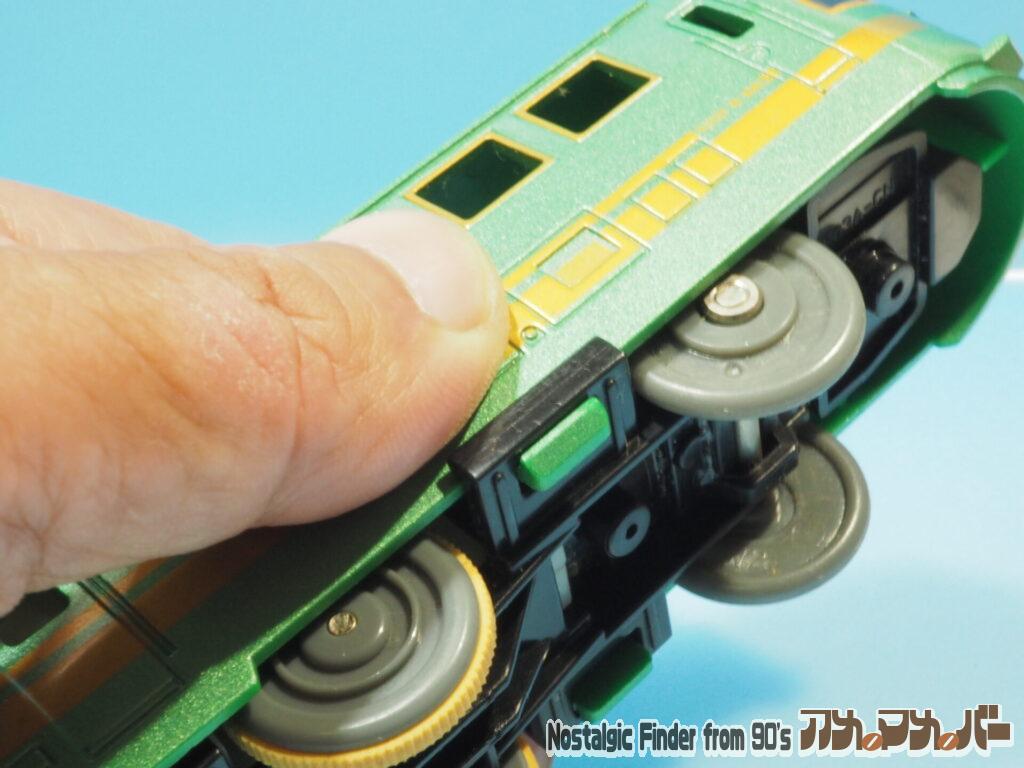 JR九州 ゆふいんの森 電池交換01