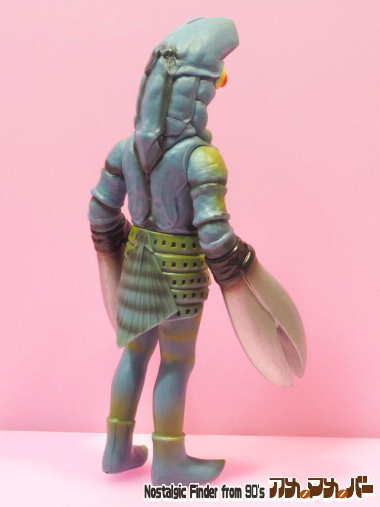 2004 バルタン星人 斜め後ろ02