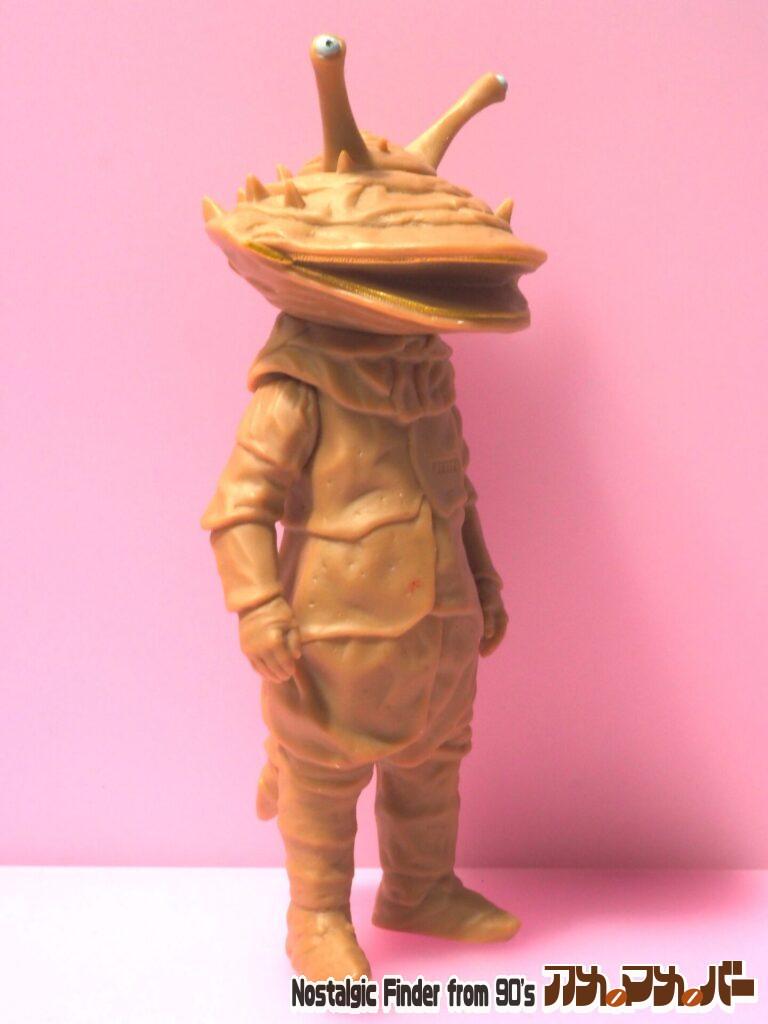 2013 ソフビ カネゴン 斜め前01